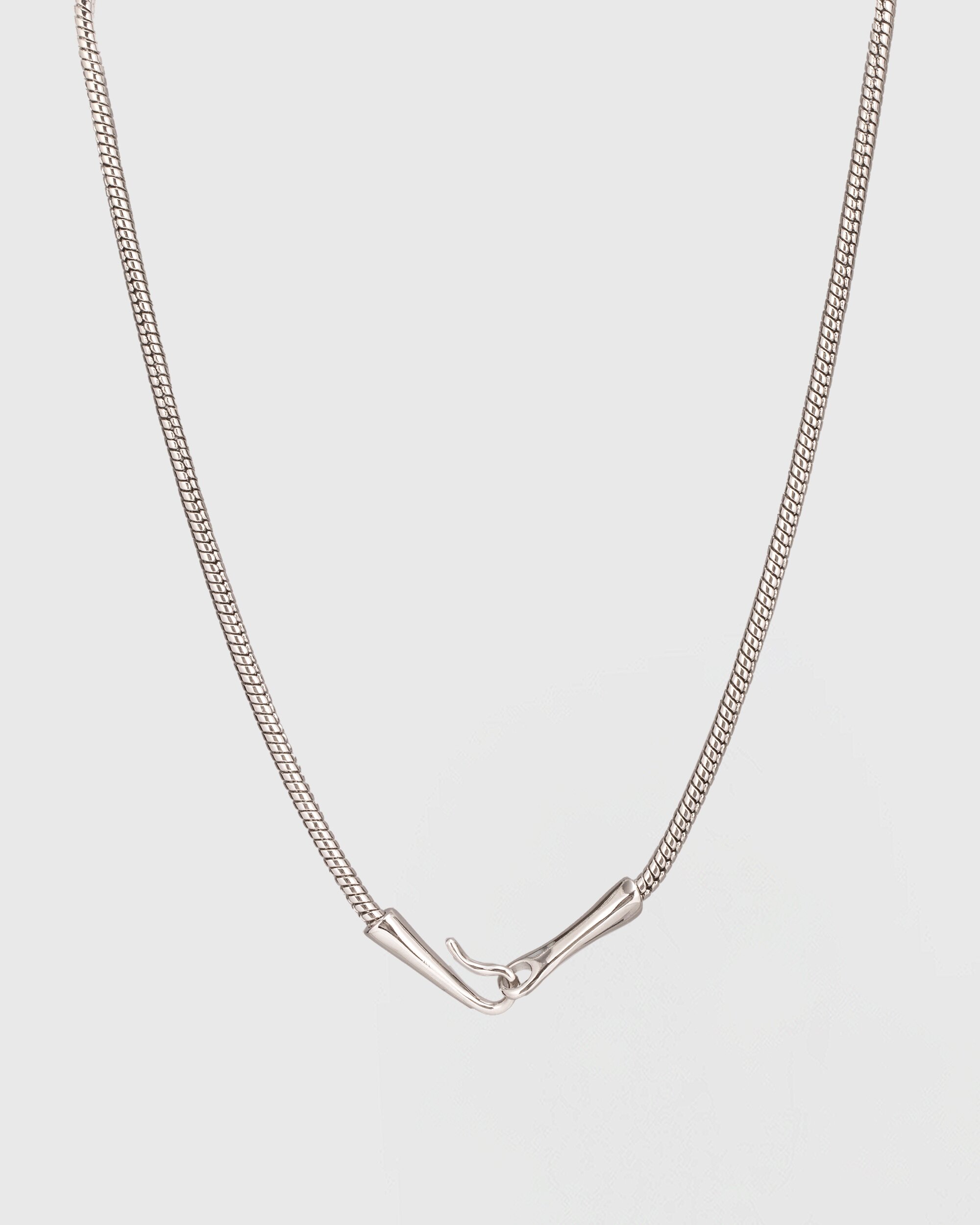 Snake Bone Necklace 스네이크 본 네크리스