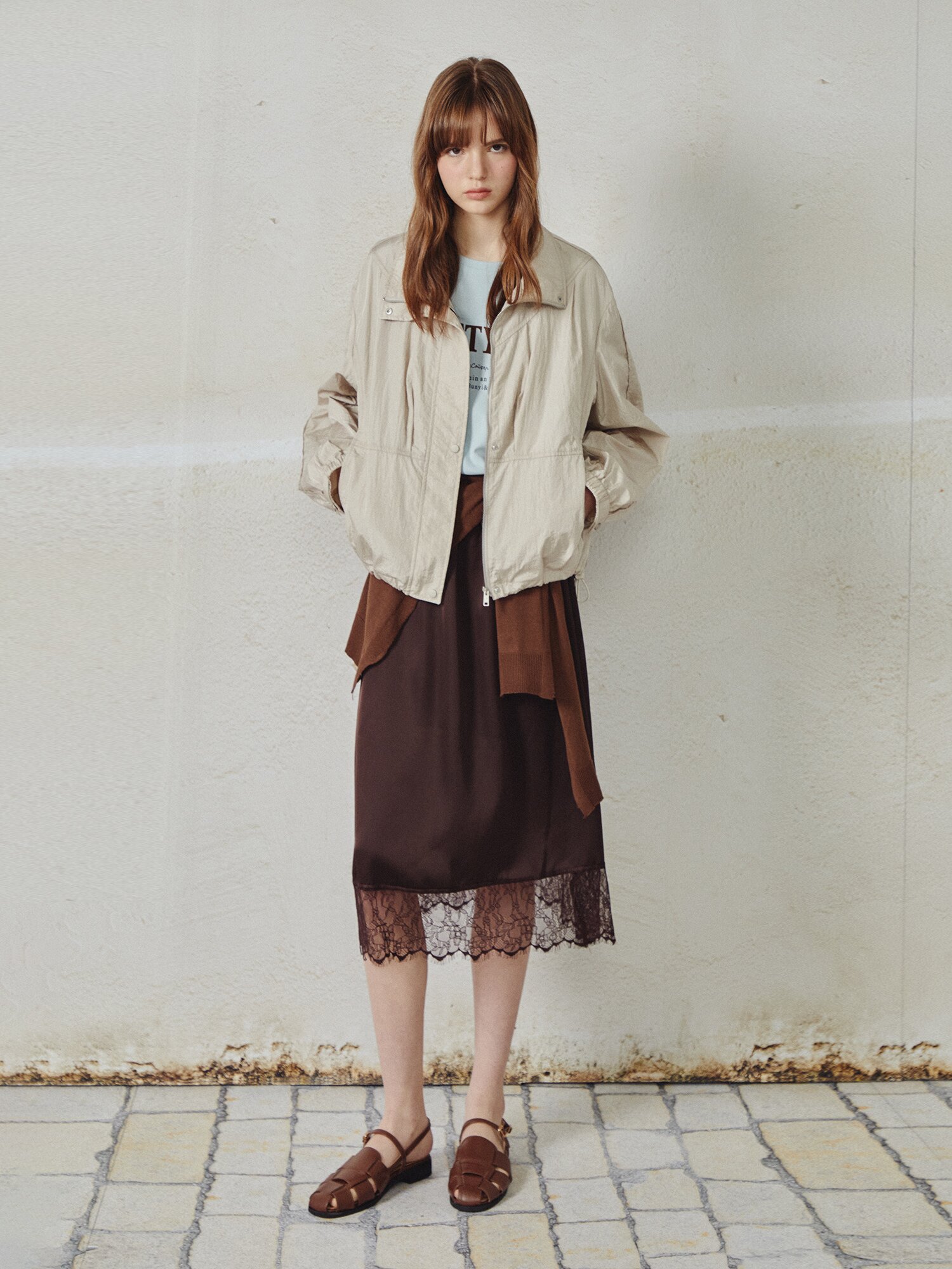나일론 하이넥 크롭 점퍼 (LIGHT BEIGE)