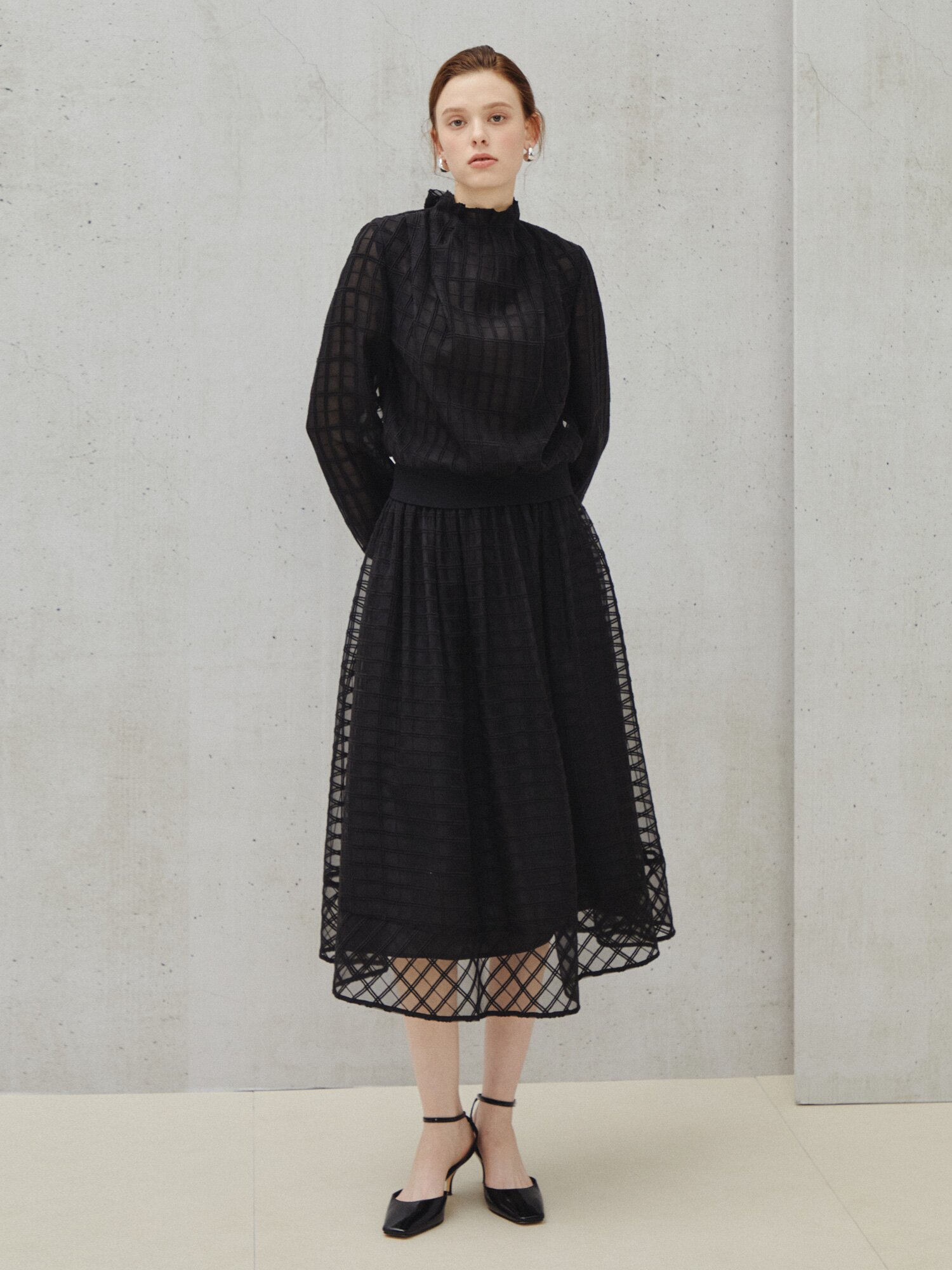 백 리본 시어 체크 블라우스 (CHECK BLACK)