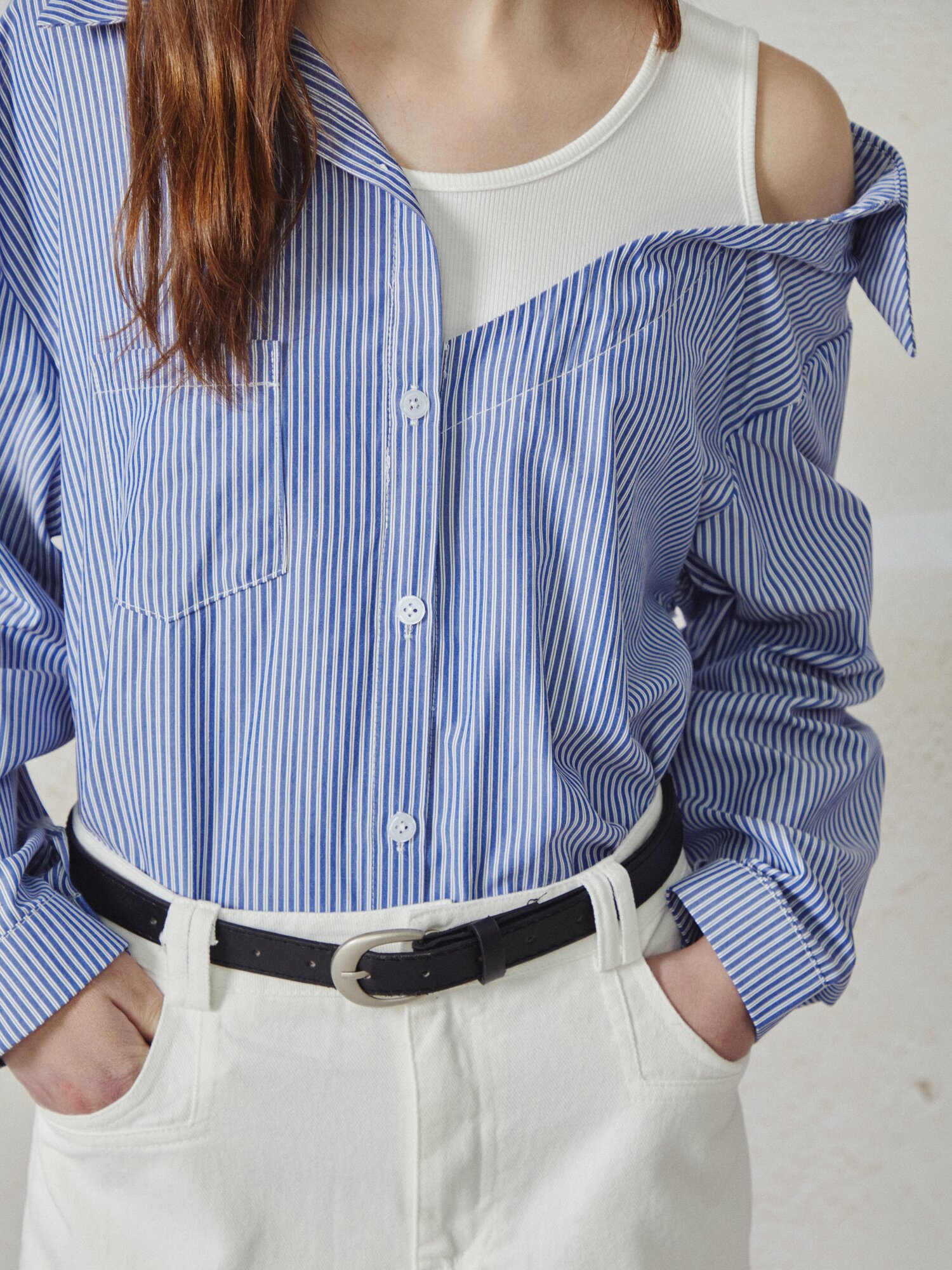 언밸런스 숄더 셔츠 블라우스 (STRIPE BLUE)