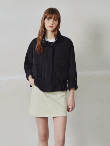 빅 포켓 하이넥 크롭 점퍼 