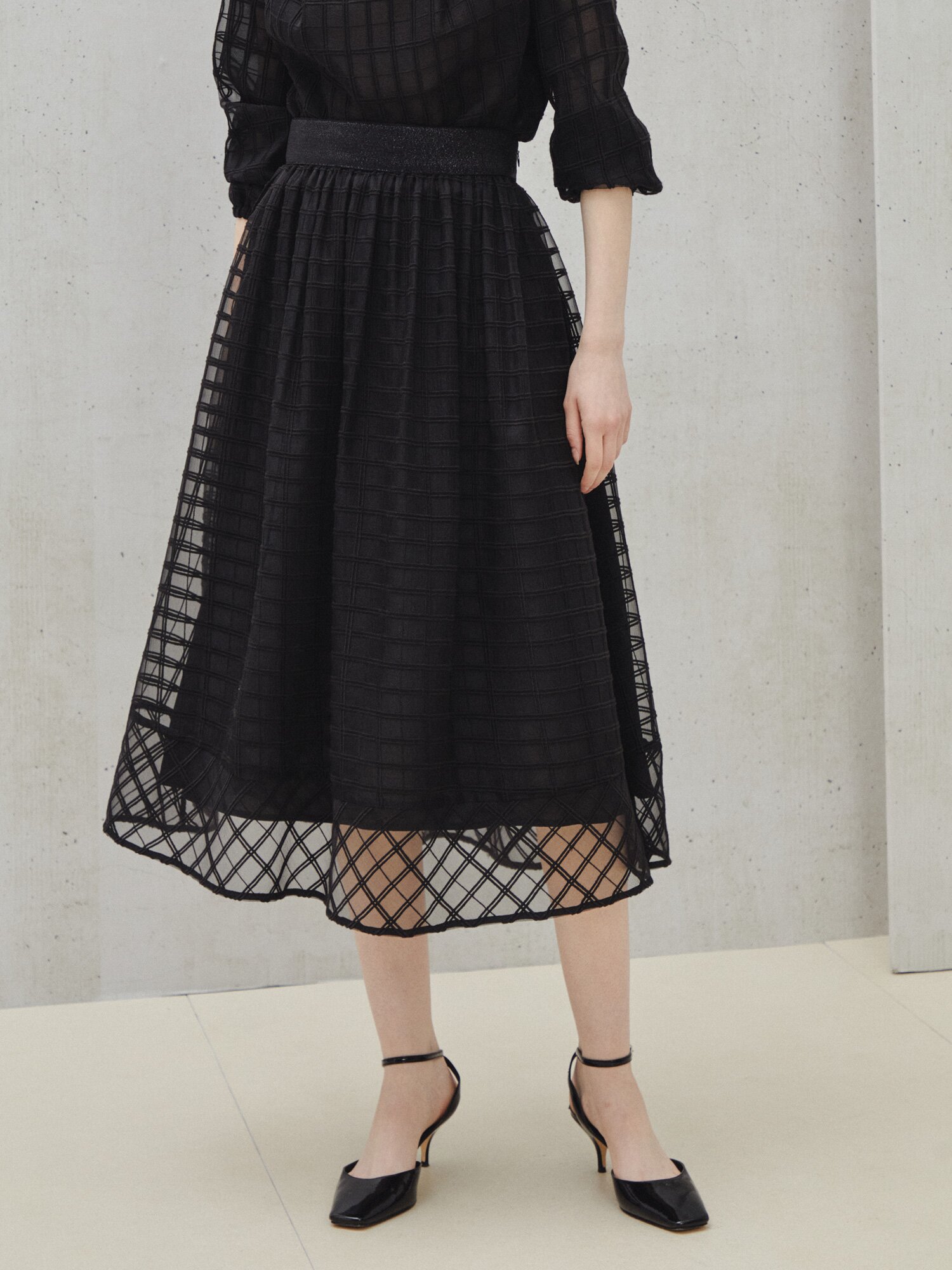 레이어드 시어 텍스처 체크 스커트 (CHECK BLACK)