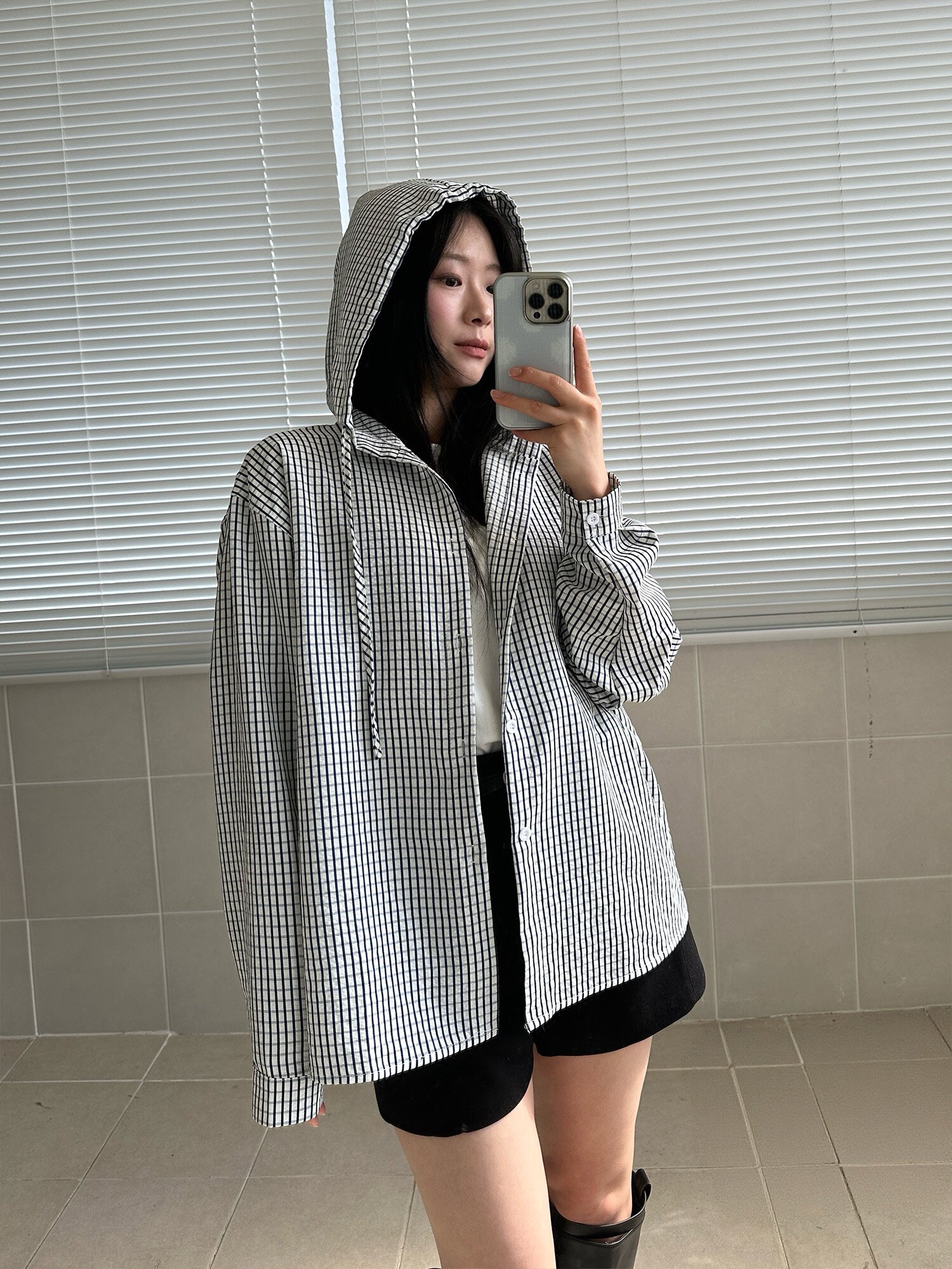 후드넥 체크 블라우스 (NAVY)