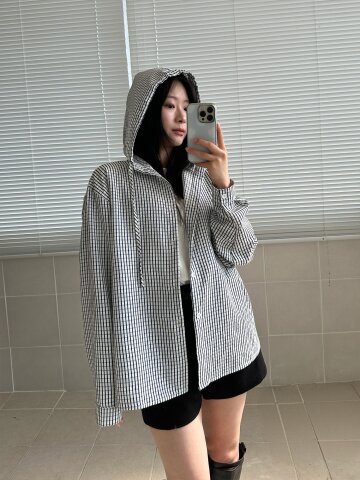 후드넥 체크 블라우스 