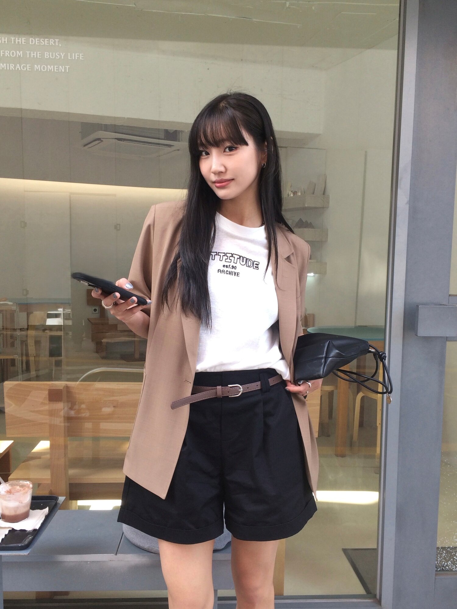 벨티드 원 턱 숏 팬츠 (BLACK)