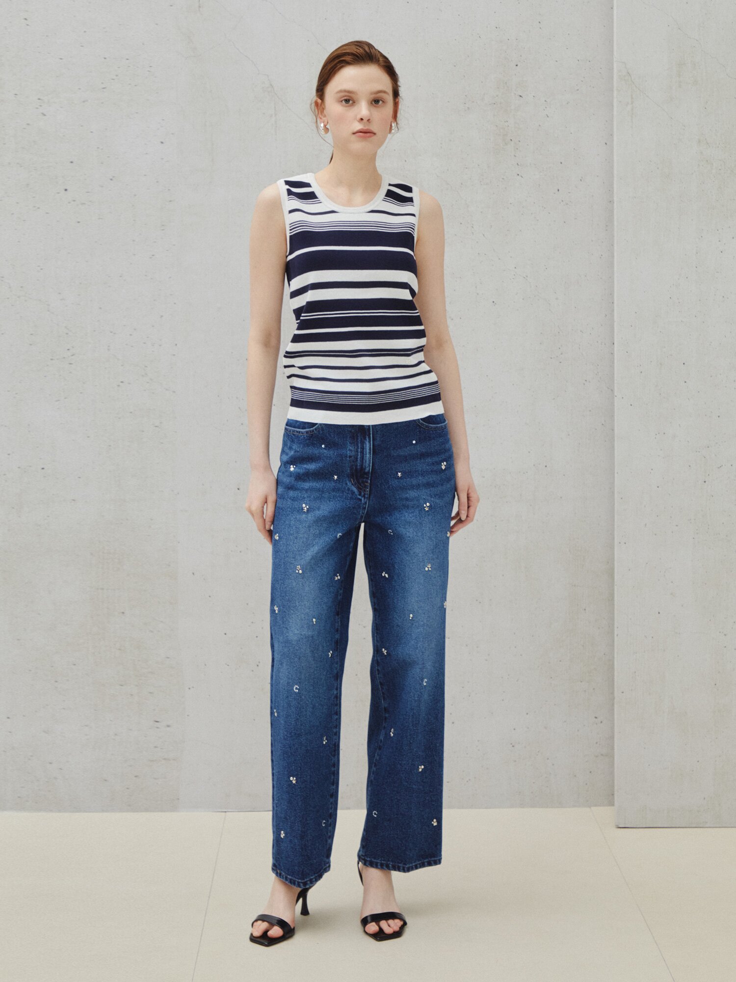 소프트 슬리브리스 니트 풀오버 (STRIPE NAVY)