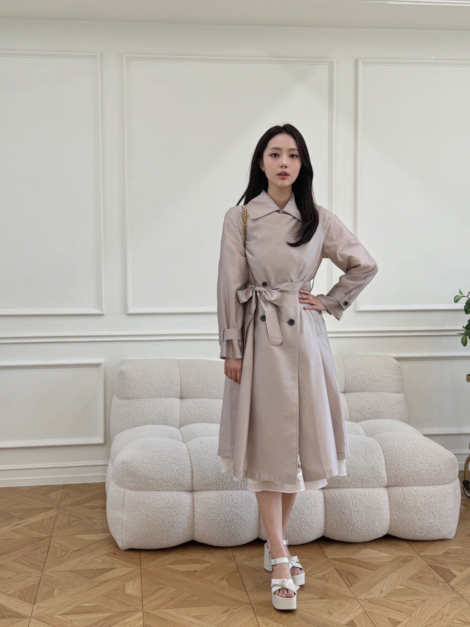 시스루 더블 버튼 트렌치 코트 (BEIGE)