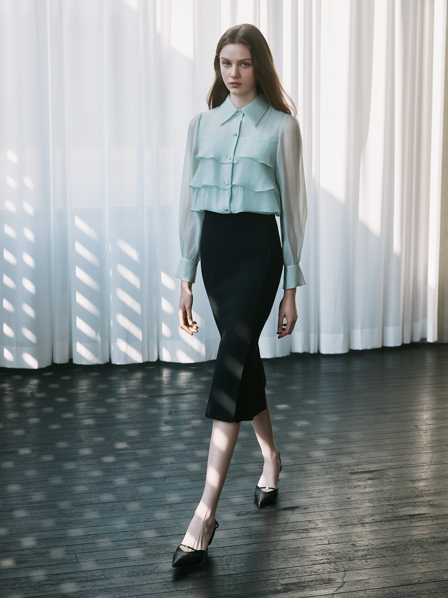 슬릿 배색 H라인 스커트 (BLACK)