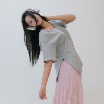 Y2K 스터드 옆트임 오버핏 5부 반팔 티셔츠_그레이