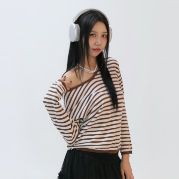 2WAY 원숄더 브이넥 스트라이프 슬림핏 단추 니트_브라운