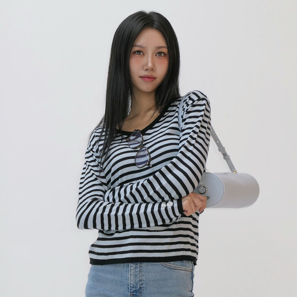 2WAY 원숄더 브이넥 스트라이프 슬림핏 단추 니트_블랙
