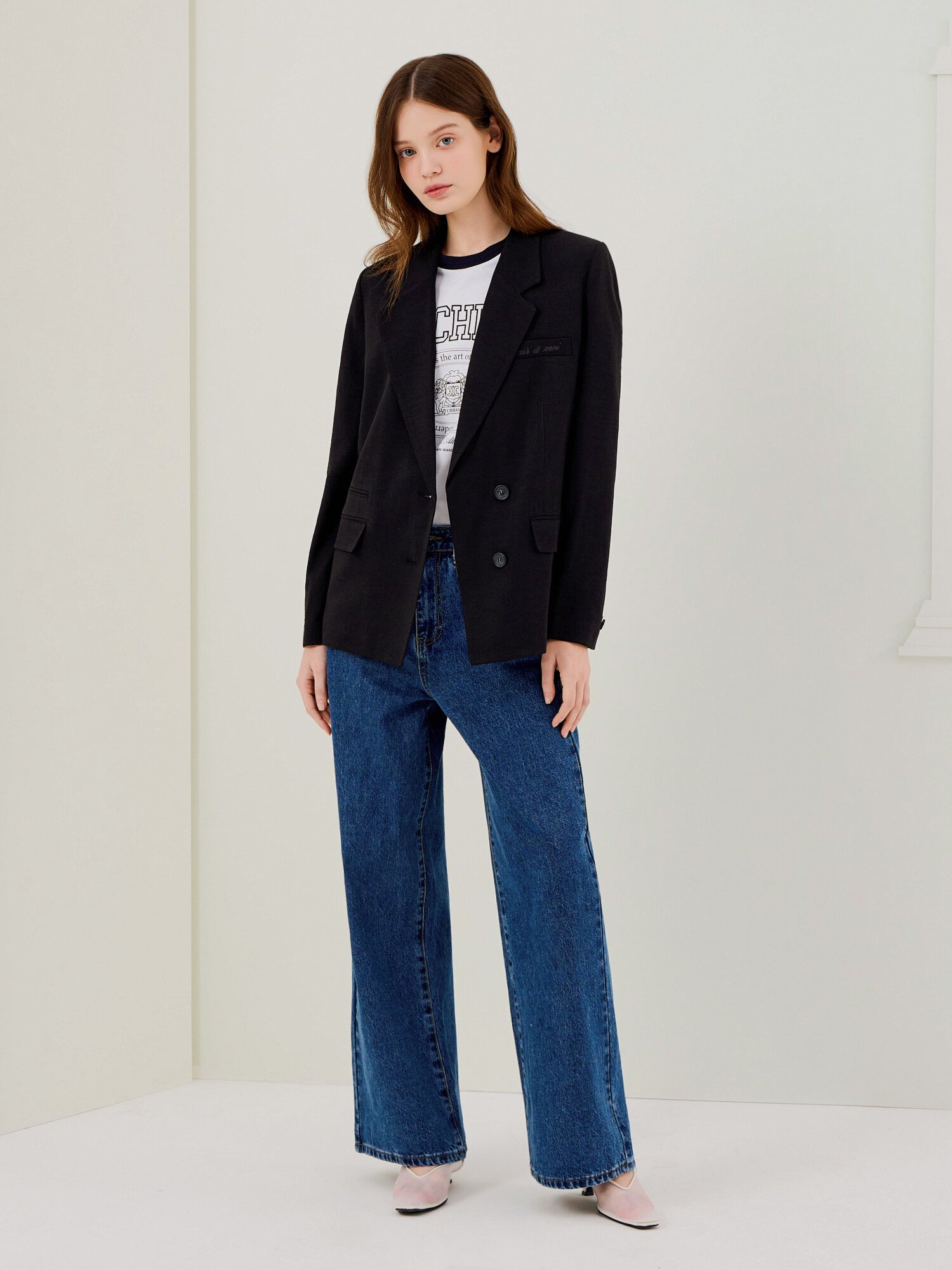 린넨 자수 테일러드 투버튼 재킷 (BLACK)