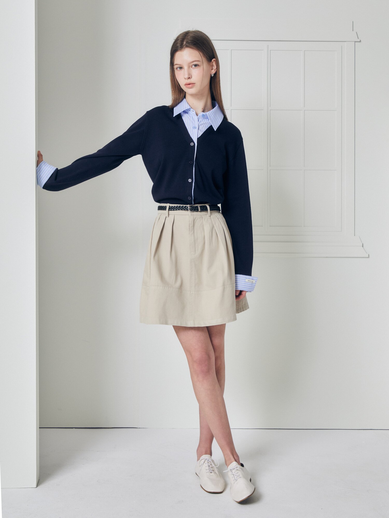 셔츠 배색 롤업 브이넥 가디건 (NAVY)