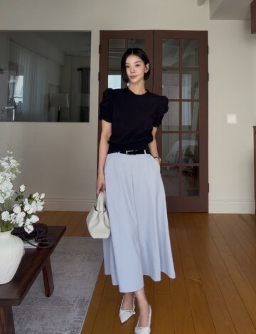 벨티드 백 밴딩 플레어 스커트 