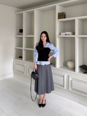 클래식 벨티드 플리츠 스커트 