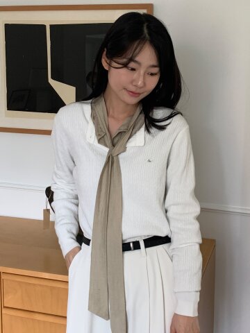 [라사제스 지혜 착용]TEXTURED BUTTON KNIT CARDIGAN (CR)