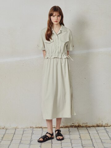 오픈 칼라 스트링 플레어 원피스 