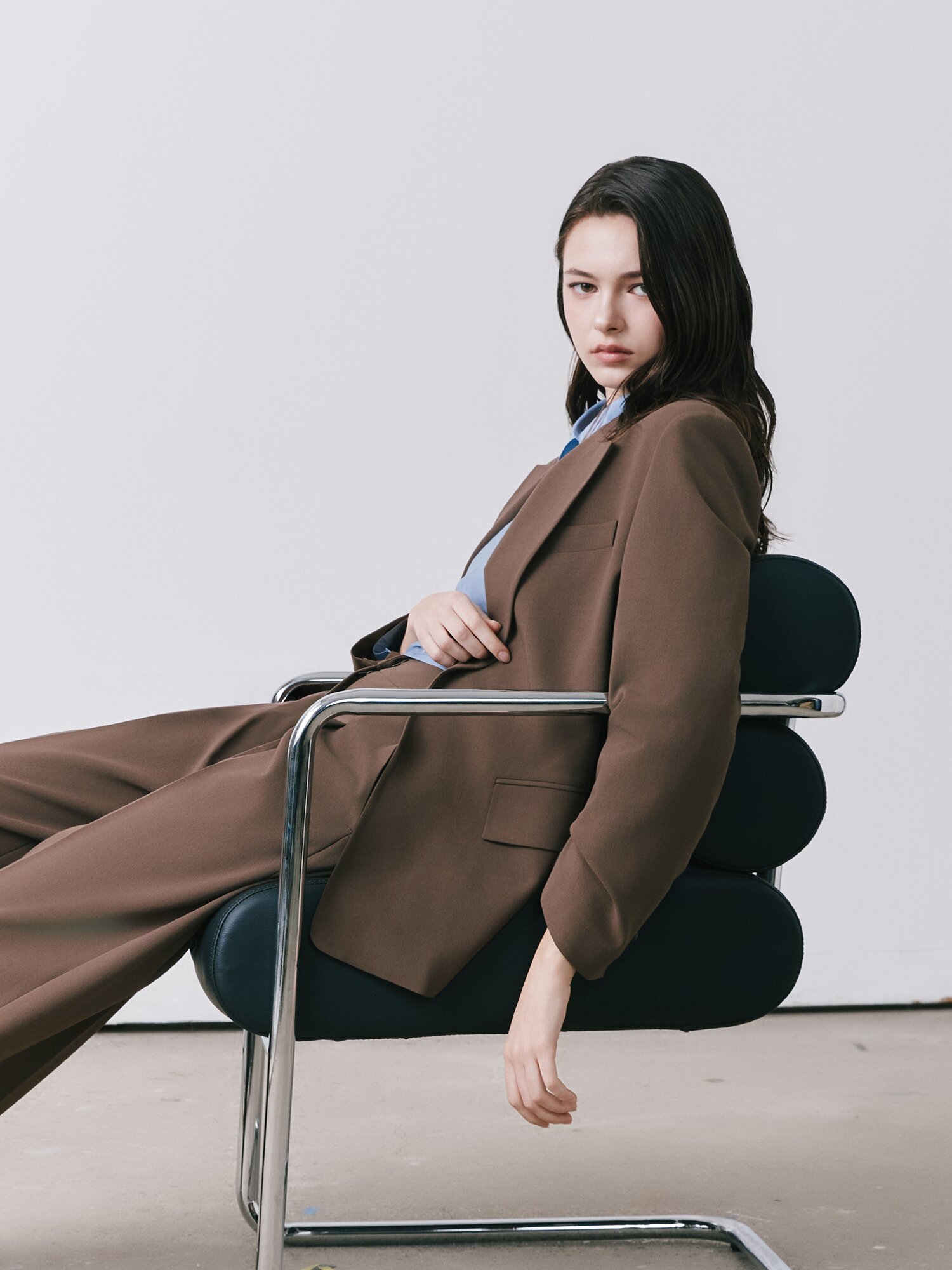 루즈핏 백 슬릿 오픈 재킷 (BROWN)