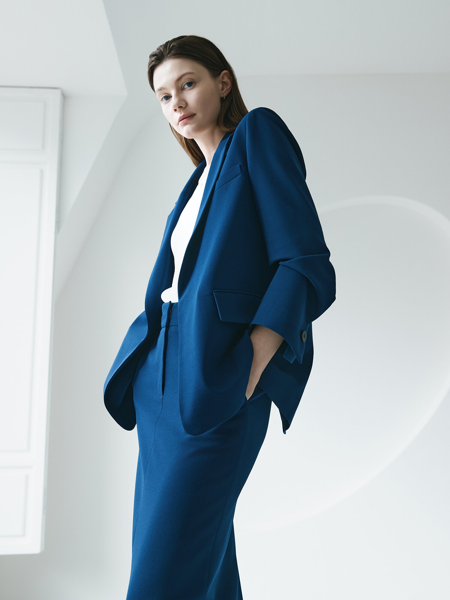 루즈핏 백 슬릿 오픈 재킷 (DARK BLUE)