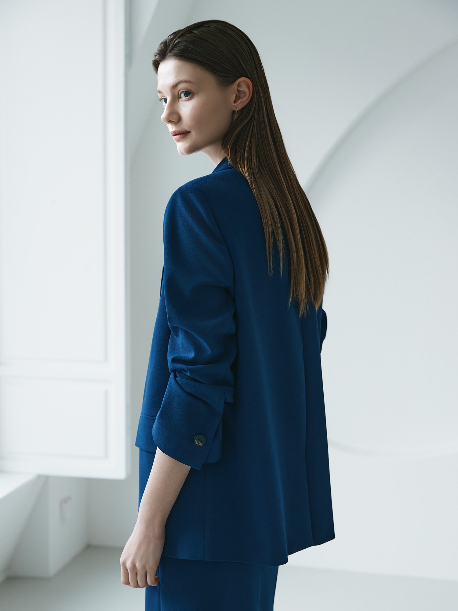 루즈핏 백 슬릿 오픈 재킷 (DARK BLUE)