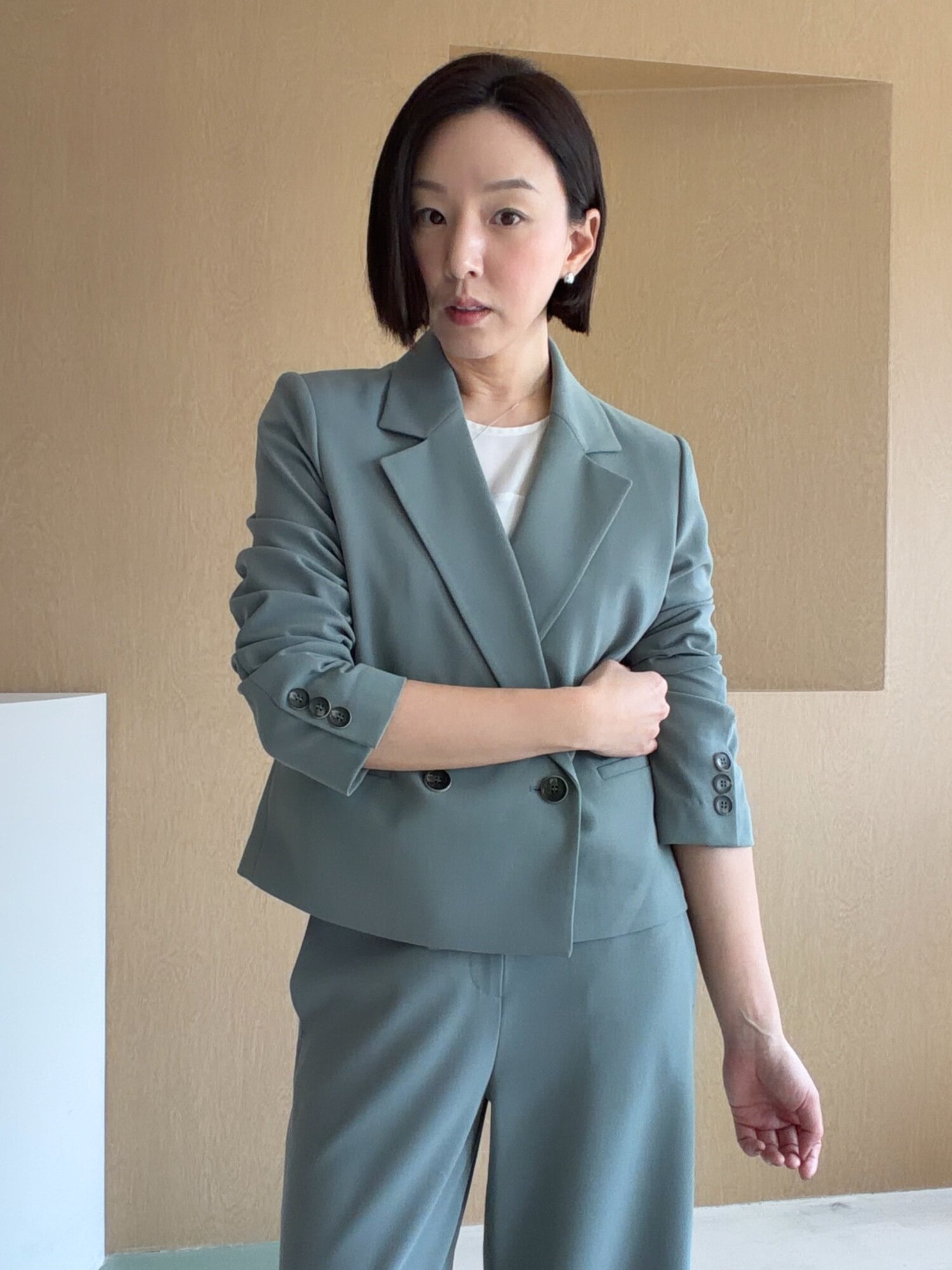 테일러드 더블 원버튼 크롭 재킷 (MINT)