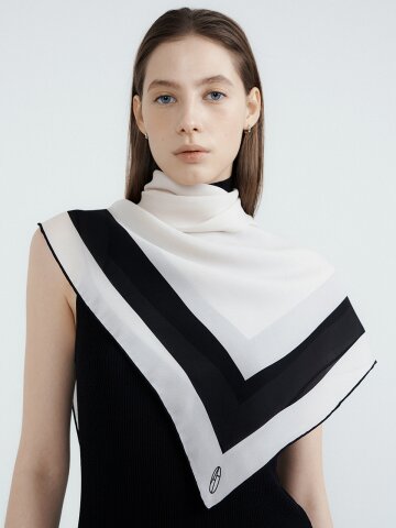 Lumiere Square Silk Scarf 90 - Cream