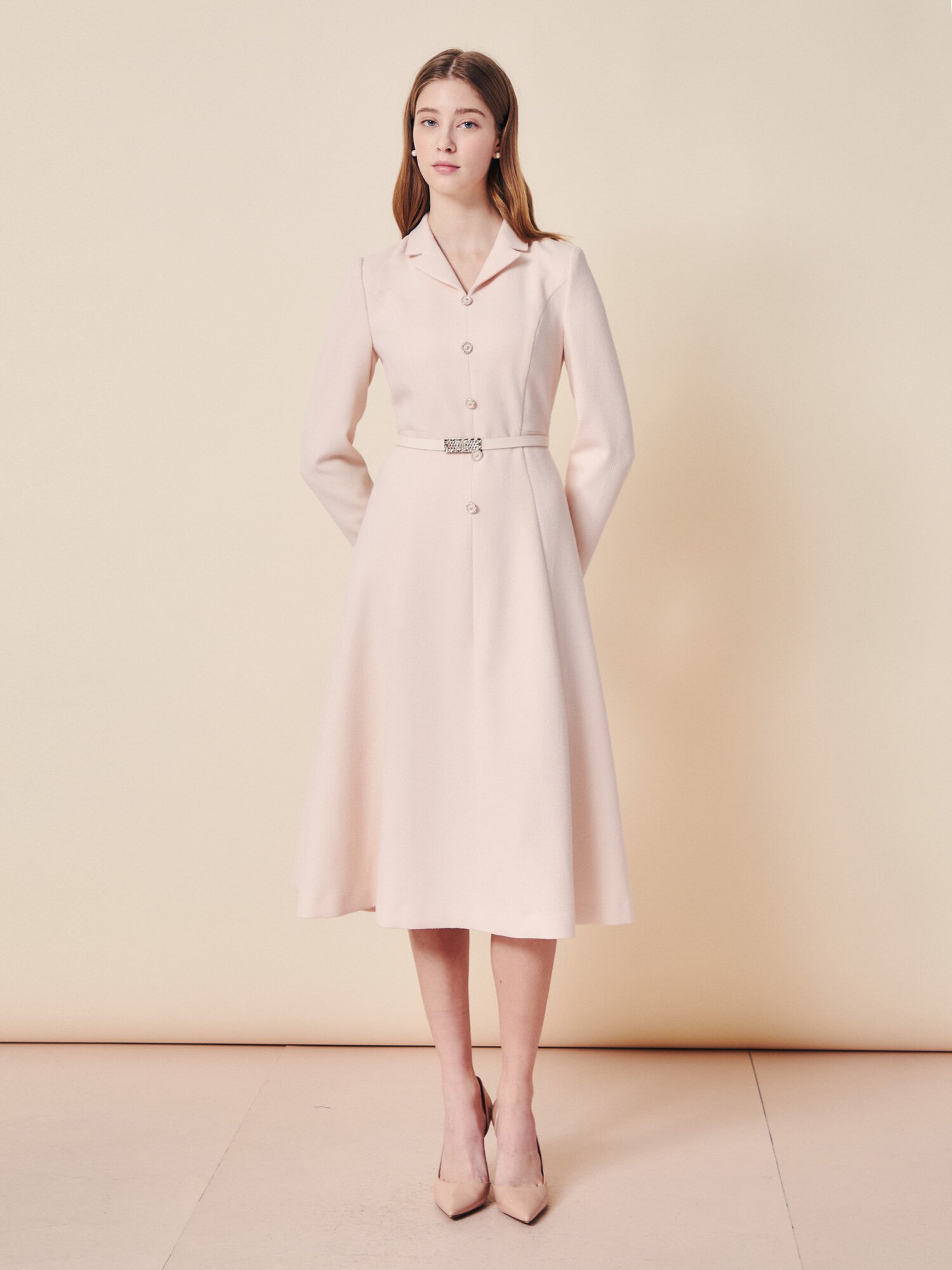 헤리티지 버튼 포인트 테일러드 원피스 (BEIGE)