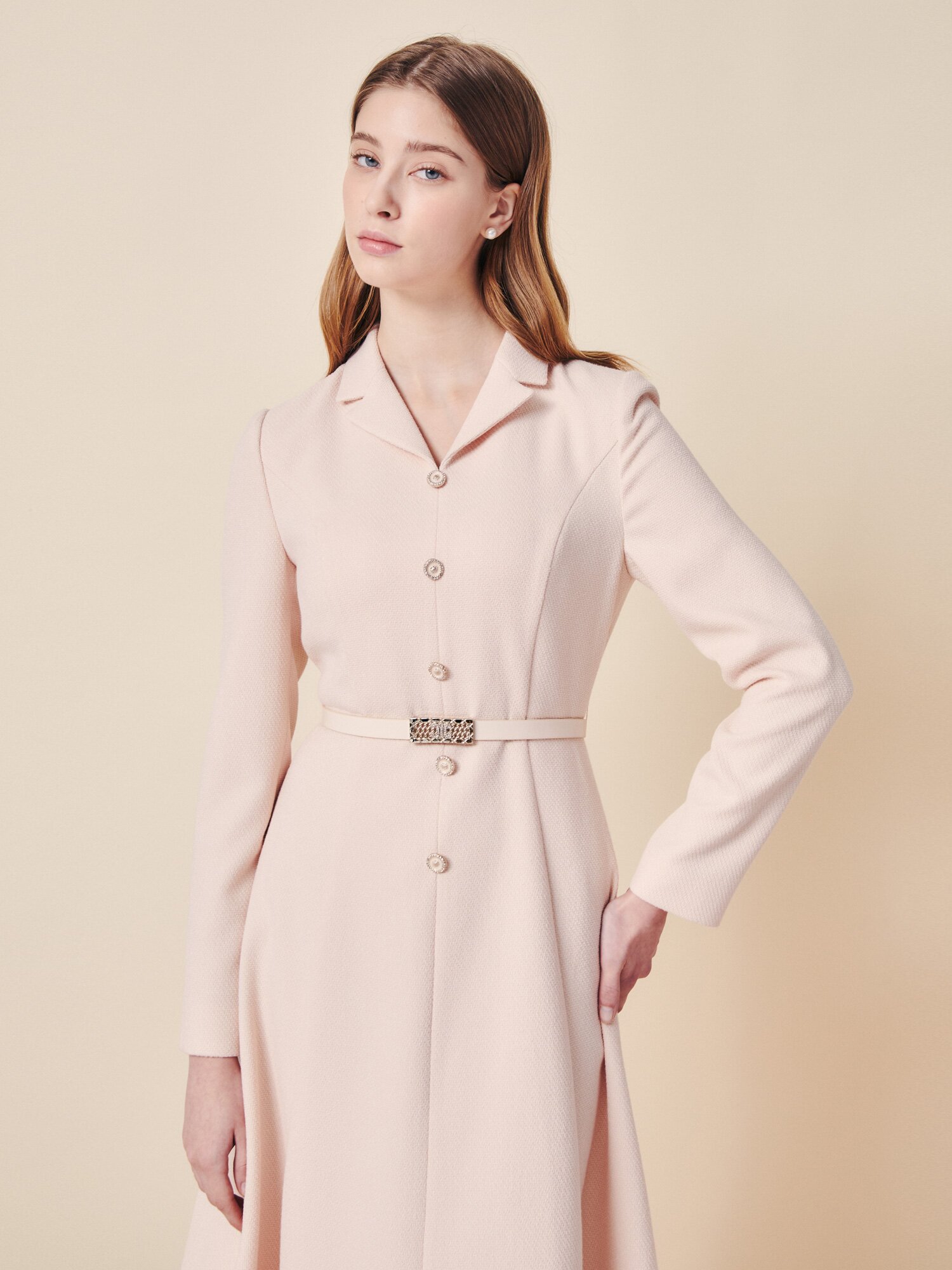 헤리티지 버튼 포인트 테일러드 원피스 (BEIGE)