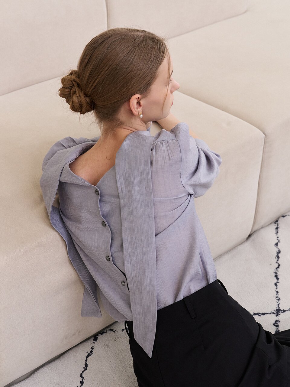 하이넥 시어 스카프 블라우스 애쉬블루 [T61]