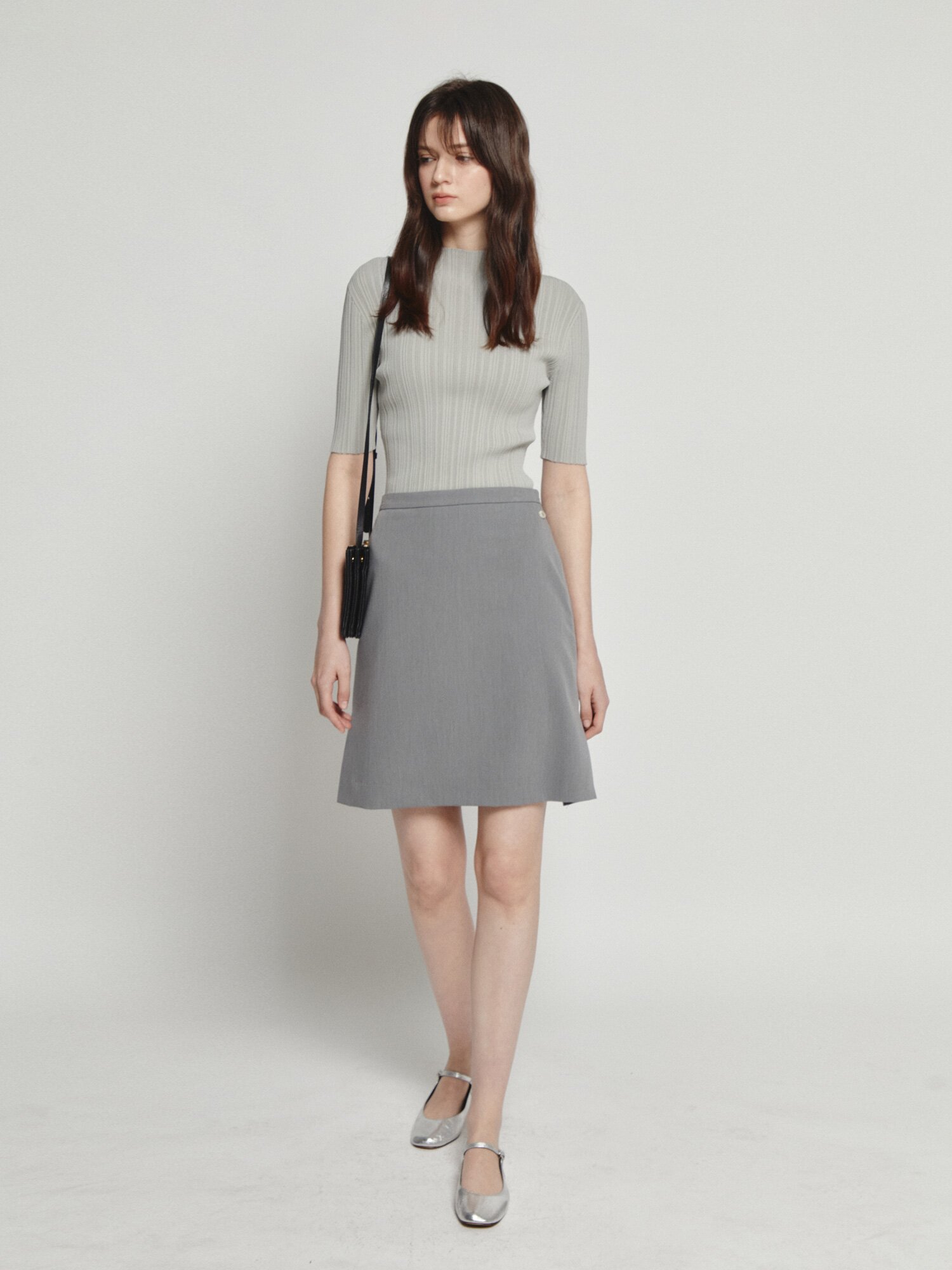 슬림핏 골지 하프넥 풀오버 니트 (LIGHT KHAKI)