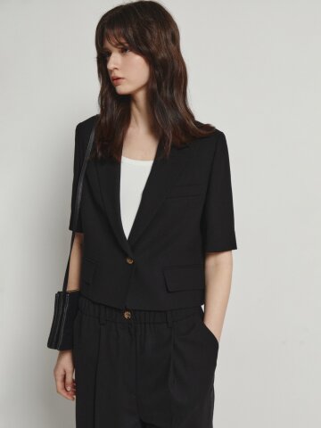 하프 슬리브 싱글 크롭 재킷 