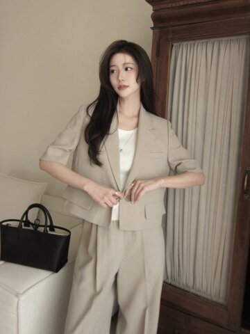 하프 슬리브 싱글 크롭 재킷 