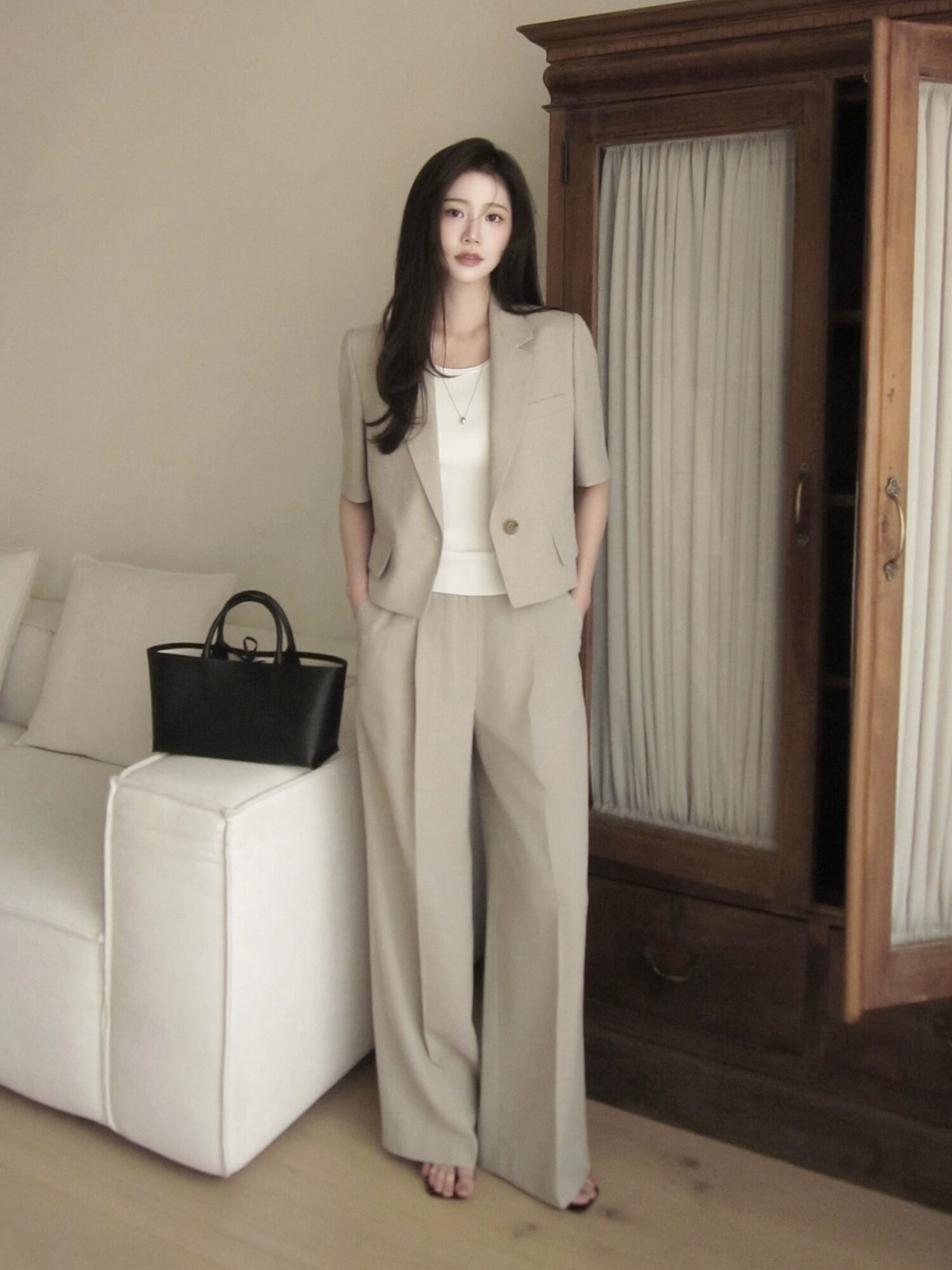 하프 슬리브 싱글 크롭 재킷 (BEIGE)