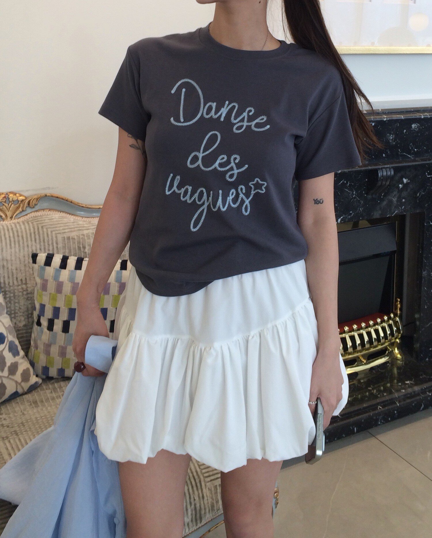 체인자수 라운드넥 티셔츠 (DARK GREY)