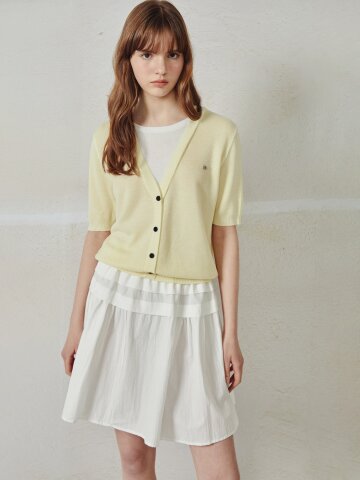 레이어드 브이넥 풀오버 니트 