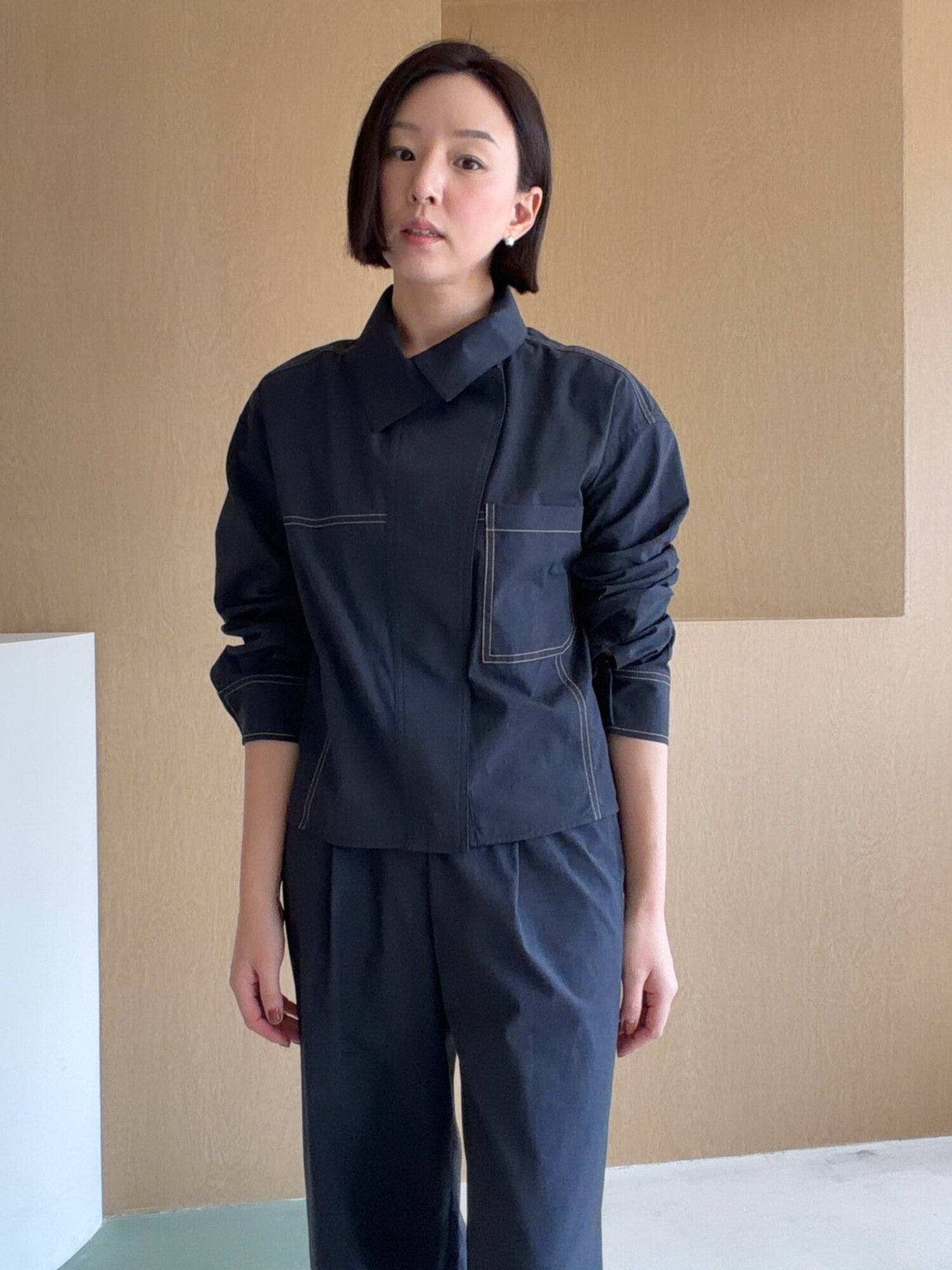 루즈핏 언밸런스 셔츠 재킷 (INDIGO)