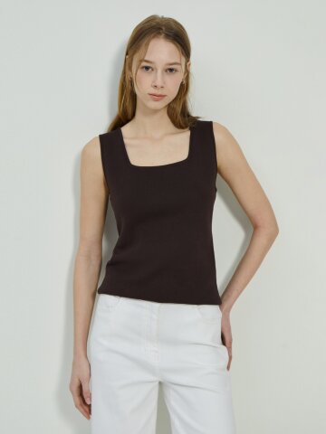 슬리브리스 스퀘어넥 니트 