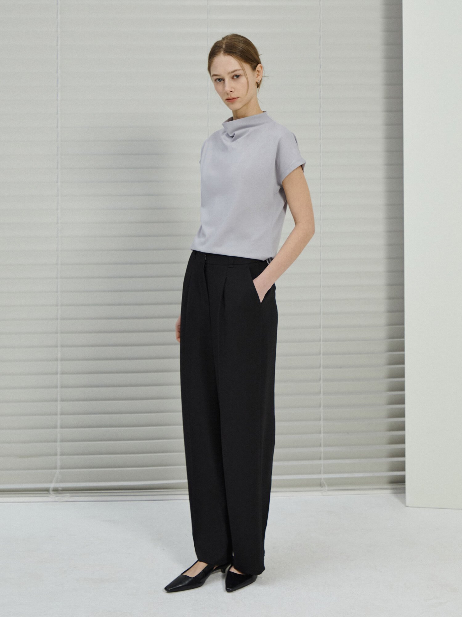 캡 슬리브 카울넥 티셔츠 (LIGHT GREY)