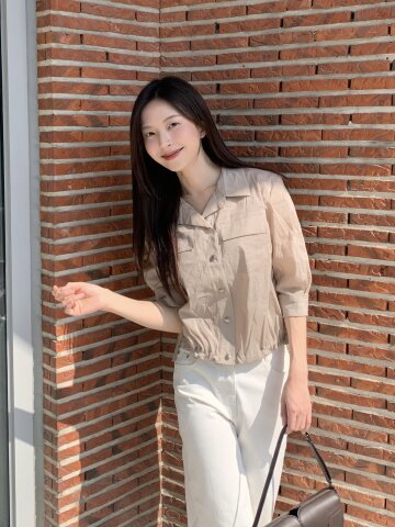 글로시 오픈 칼라 블라우스 