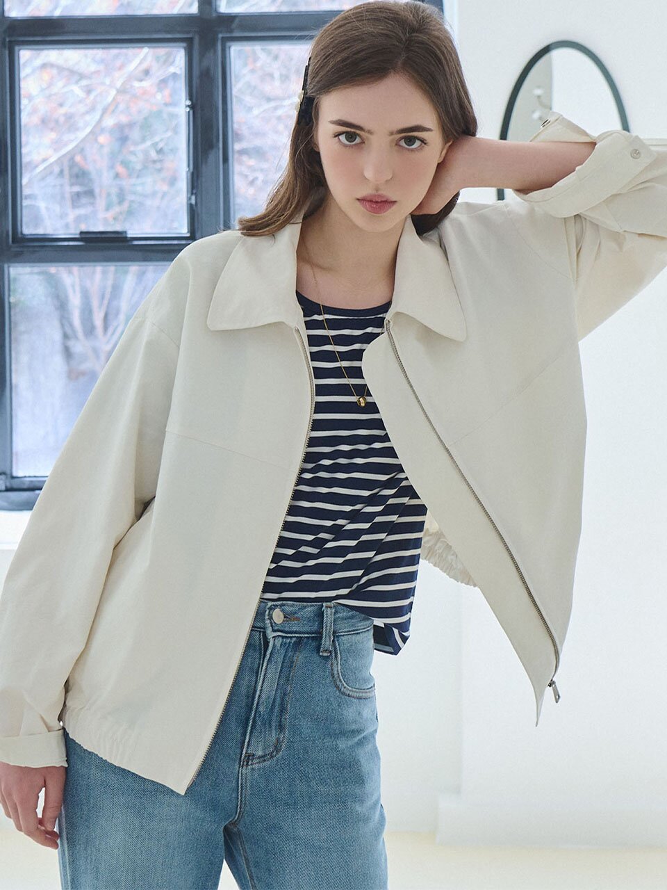 Modern zip-up blouson_2 Colors