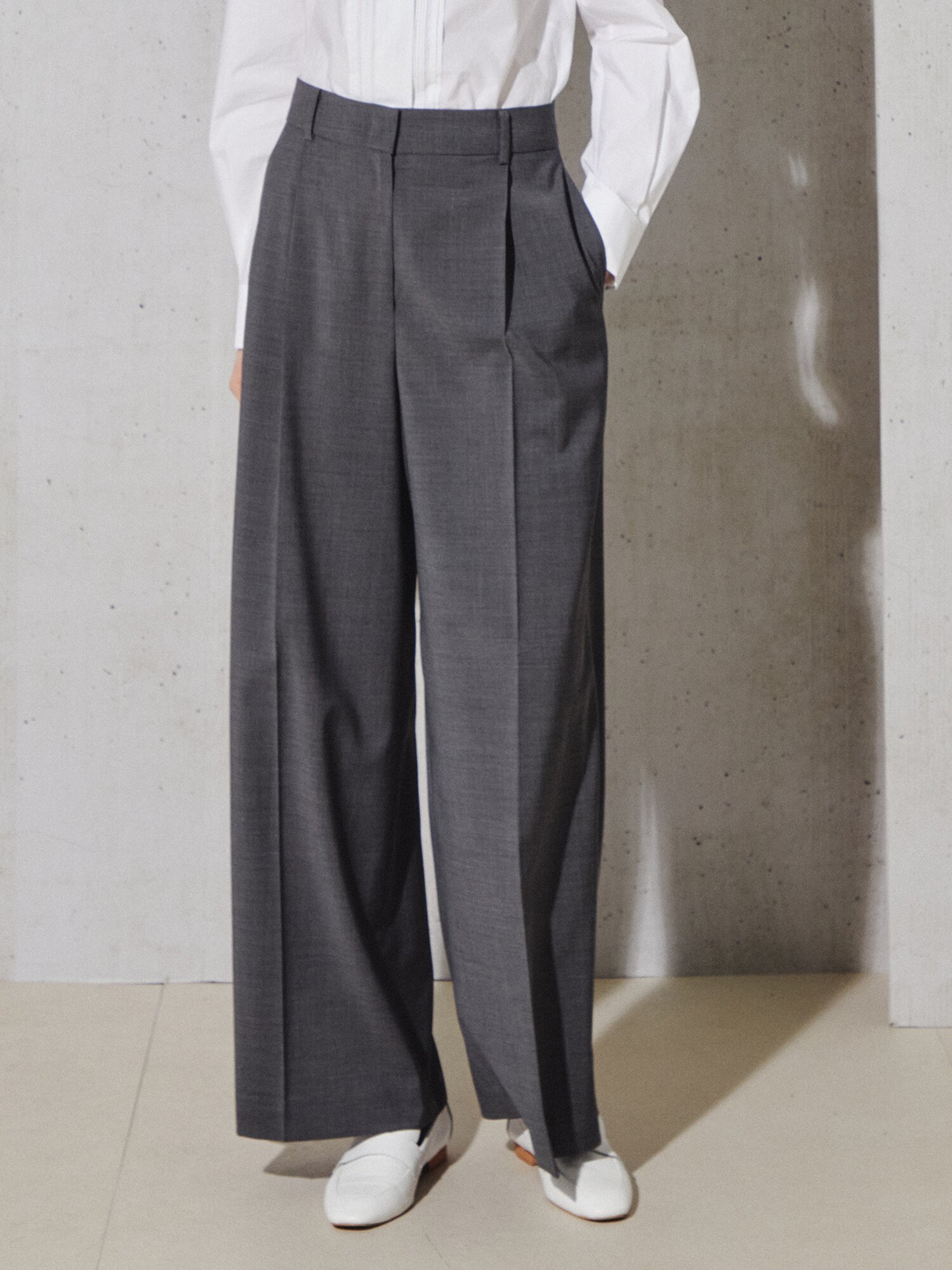 클래식 밸런스 와이드 슬랙스 (STRIPE GREY)