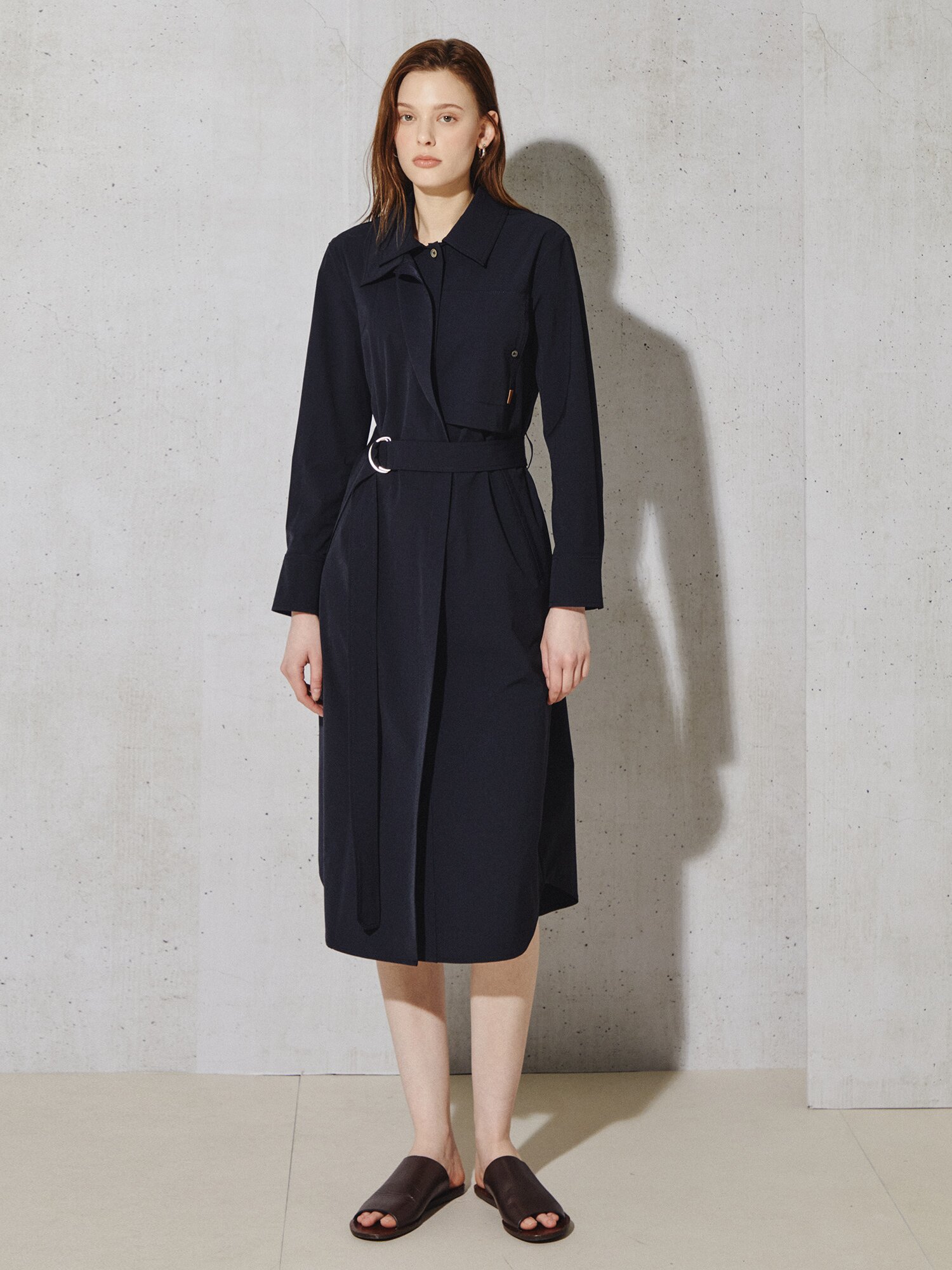 모노 실루엣 트렌치 셔츠 원피스 (DARK NAVY)