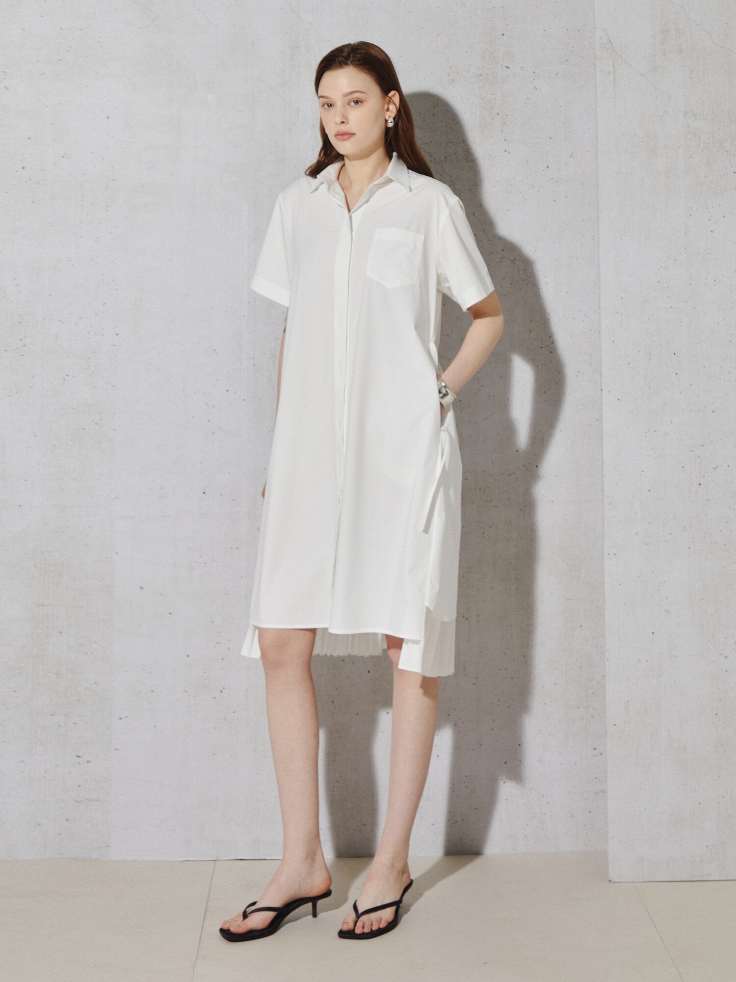 모던 백 플리츠 벨티드 셔츠 드레스 (WHITE)