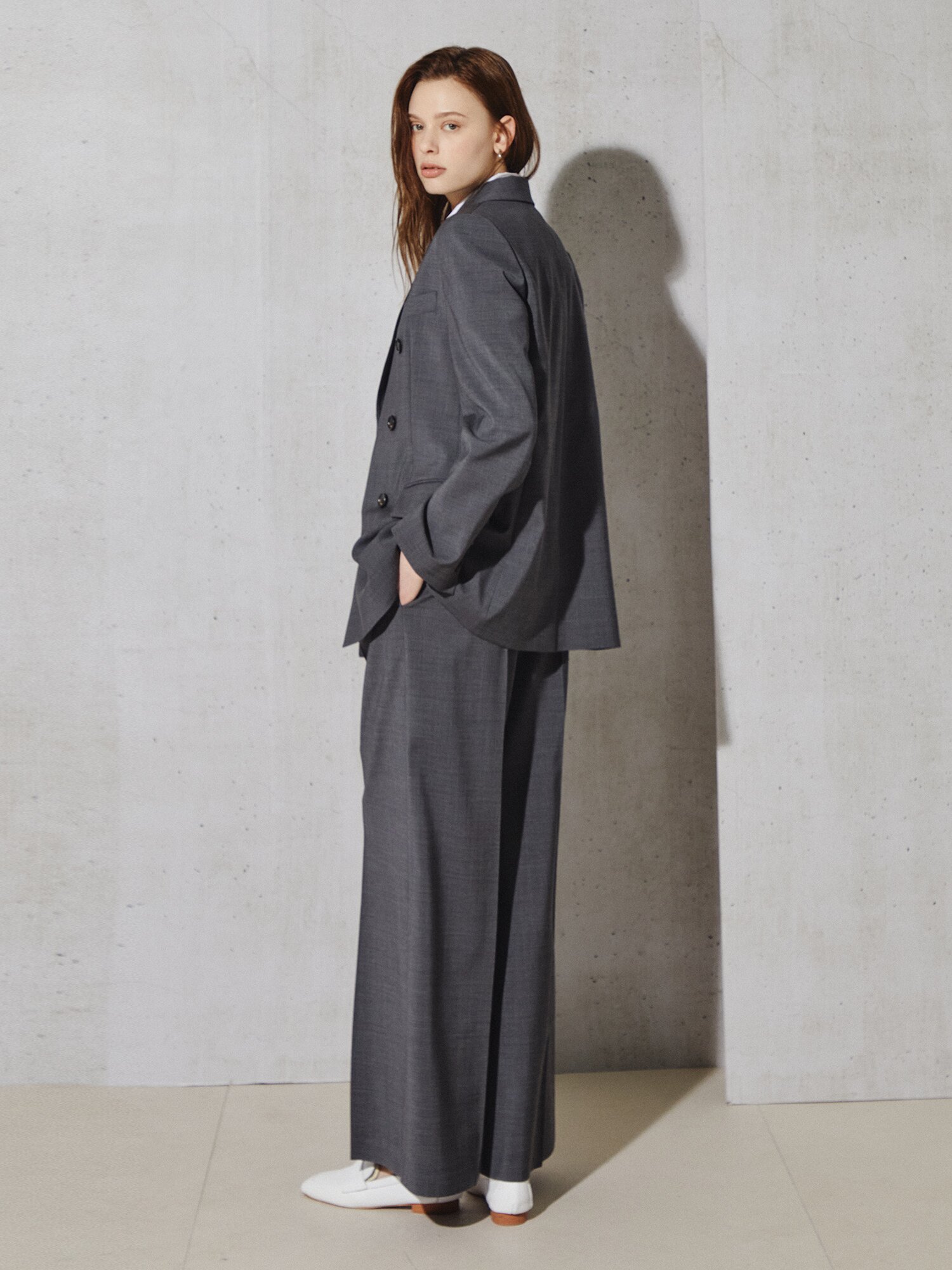 클래식 밸런스 더블 테일러드 재킷 (STRIPE GREY)