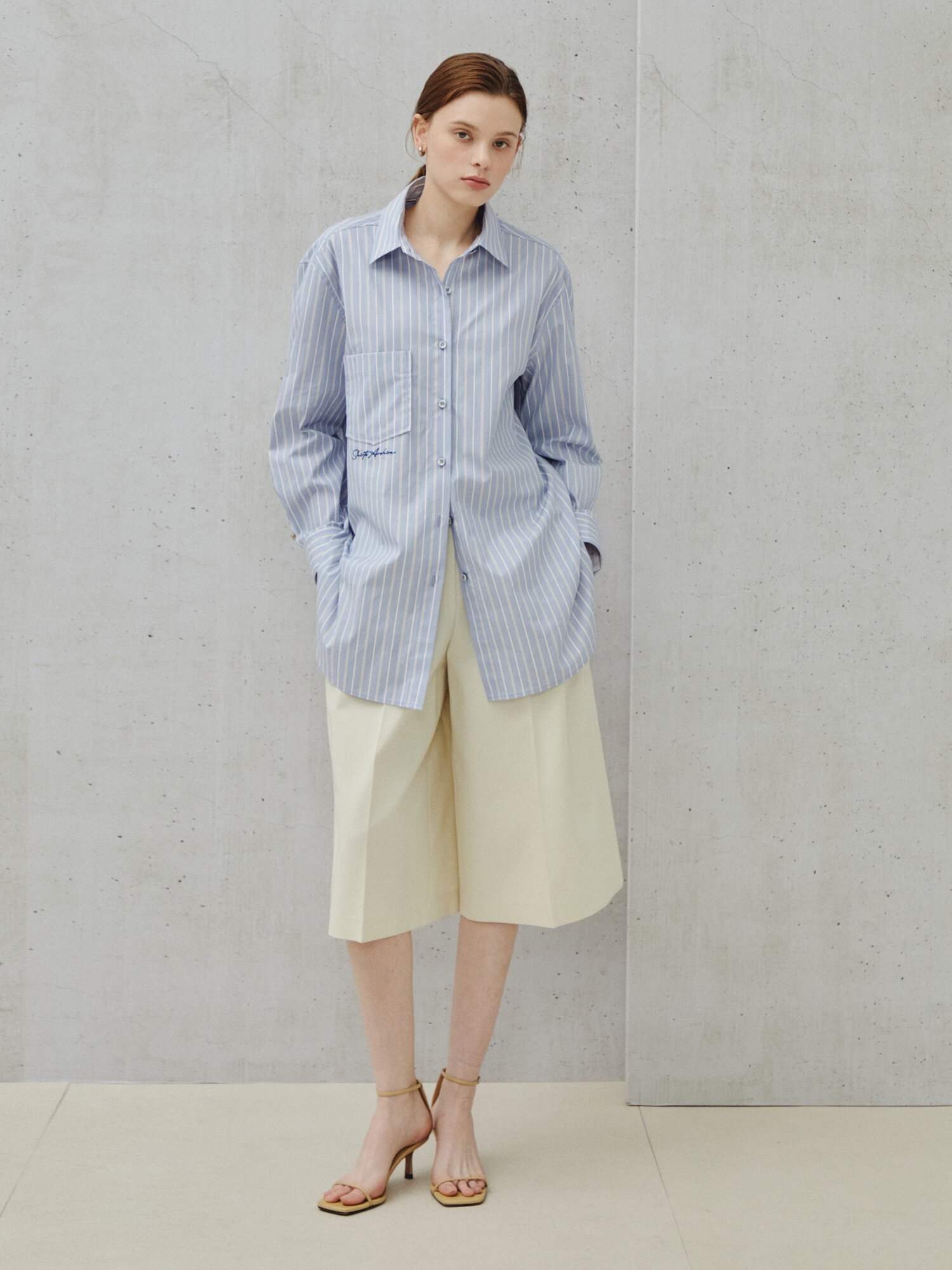 시그니처 레터링 포인트 오버 셔츠 (STRIPE BLUE)