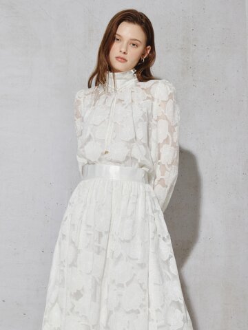 블룸 시어 자카드 블라우스 