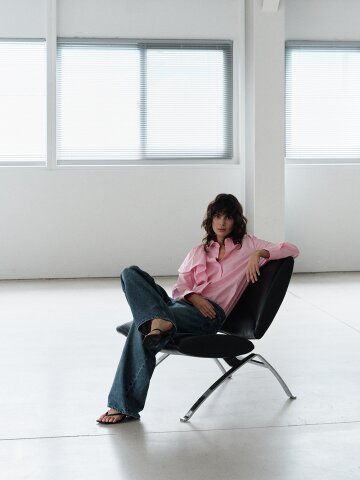 싱글 러플 포인트 블라우스 (PINK)