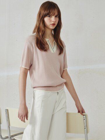 배색 오픈칼라 풀오버 니트 