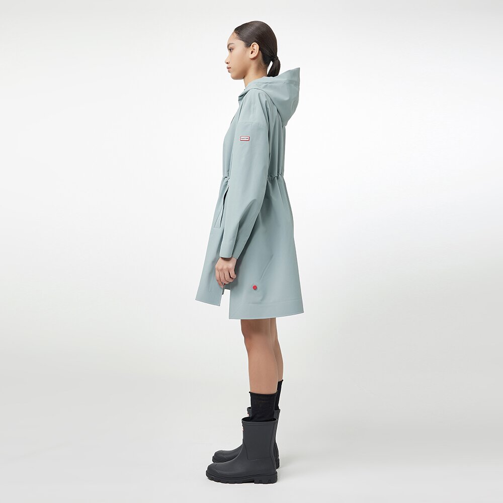 [WOMEN] 플레이 에센셜 웨더 자켓 - 라이트카키 HEW0004AJZLKH