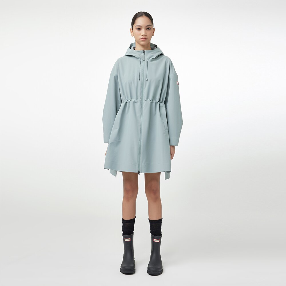 [WOMEN] 플레이 에센셜 웨더 자켓 - 라이트카키 HEW0004AJZLKH